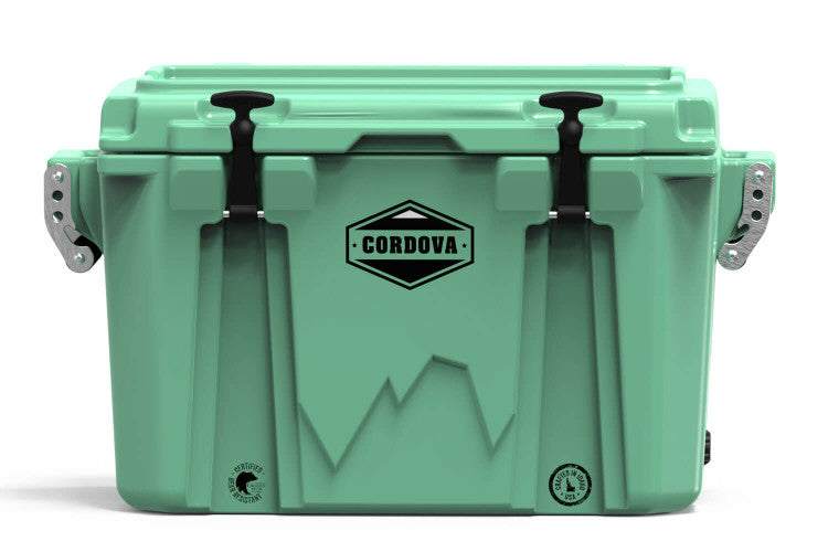 28 QT BASECAMP CLASS™ HARD COOLER